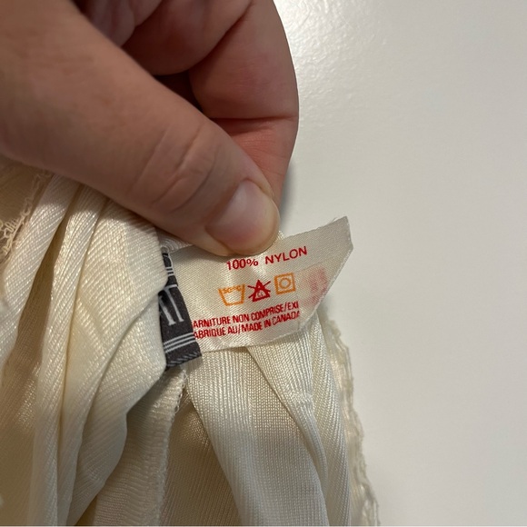 Sears Tradition | Vintage Lace Slip - Picture 10 of 11